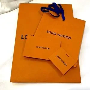 【美品】LOUIS VUITTON パッケージセット LV × TM ポシェット・アクセソワール モノグラム｜ルイ